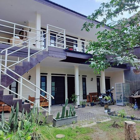 Sulfat Indah Home Stay Syariah Ngadipuro Екстериор снимка