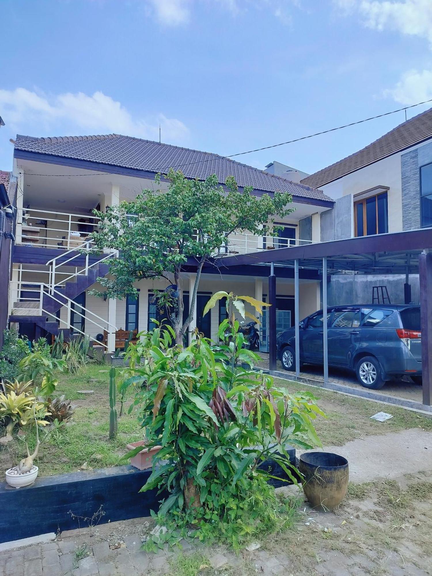 Sulfat Indah Home Stay Syariah Ngadipuro Екстериор снимка